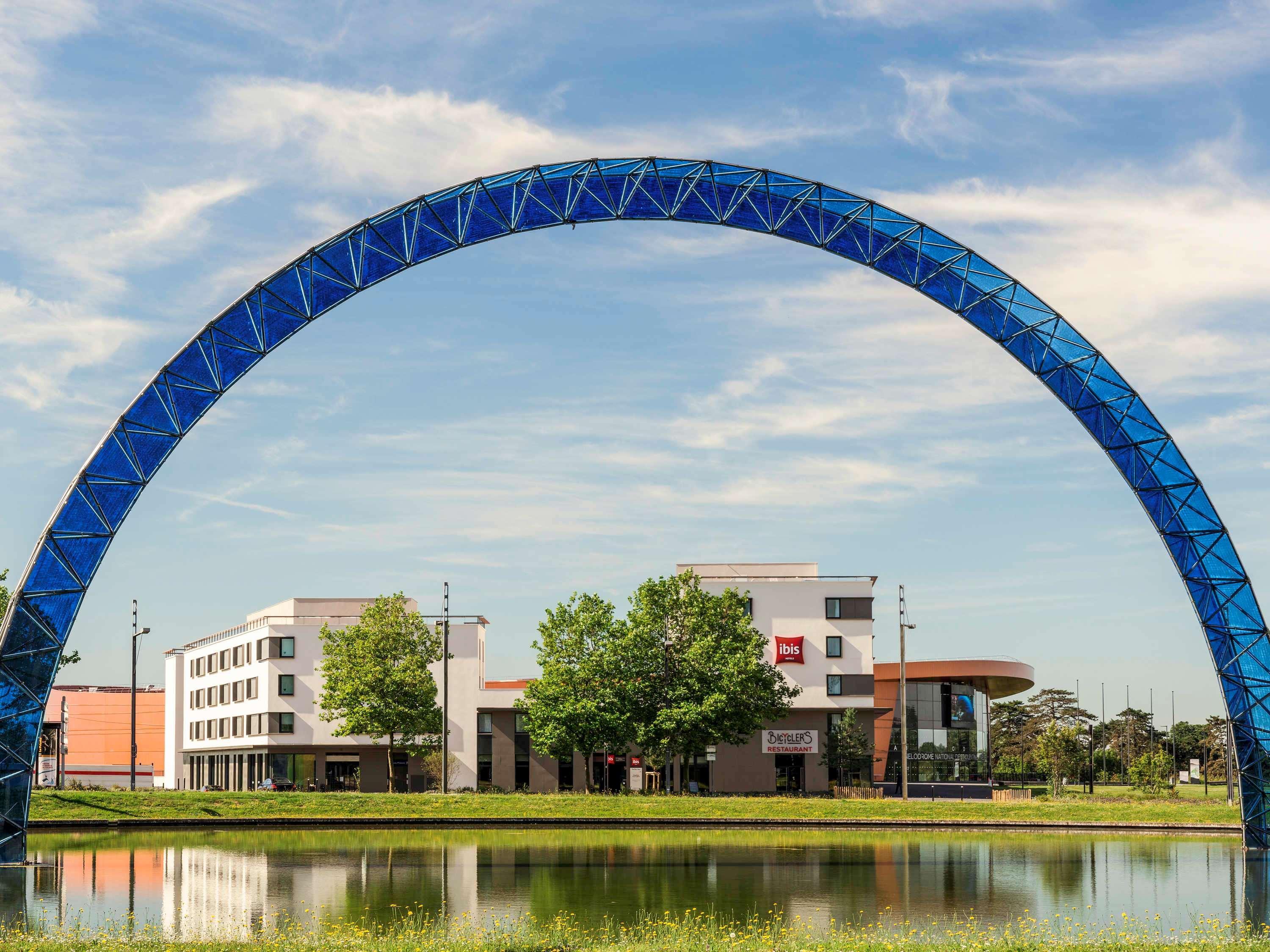 Ibis Saint Quentin En Yvelines - Velodrome Hotel Montigny-le-Bretonneux Kültér fotó